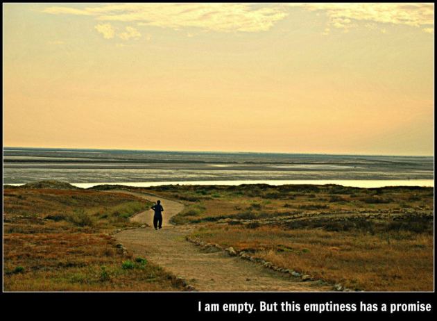 521697_512195515511141_556926173_n