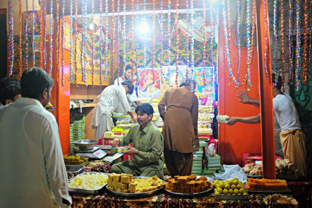 1-the-main-bazaar-of-mithi-remains-lit-up-and-open-till-late-hours-for-diwali