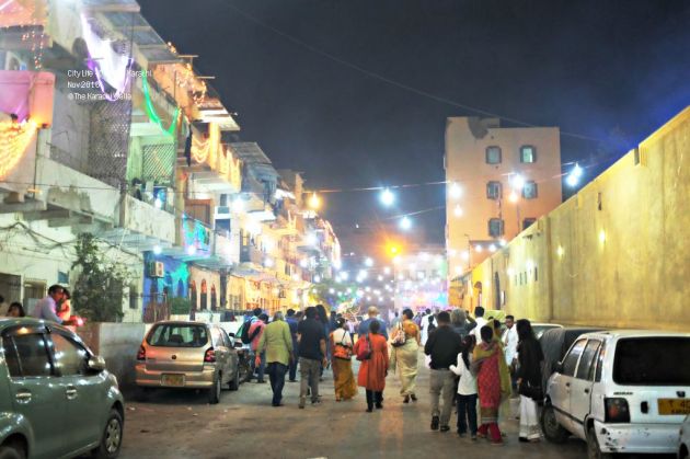 4-my-entourage-decided-to-explore-the-neigborhood-behind-shri-swaminarayan